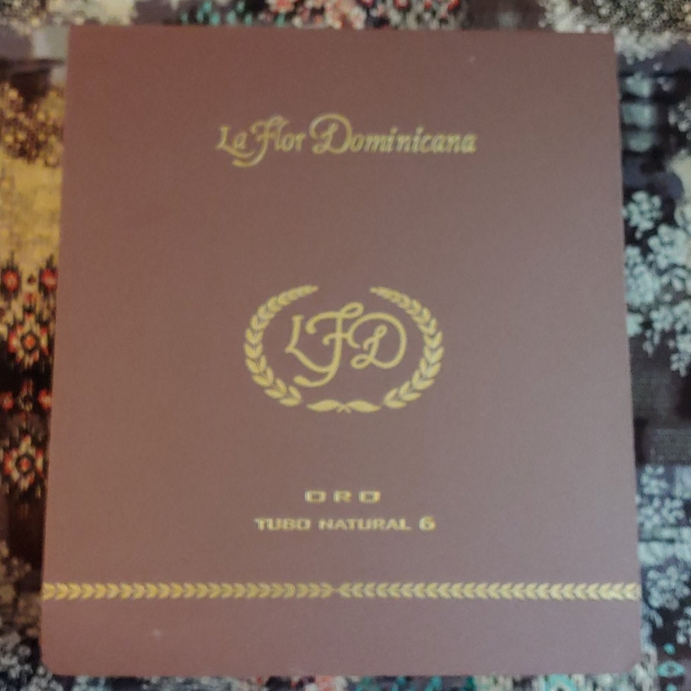 Cigar box